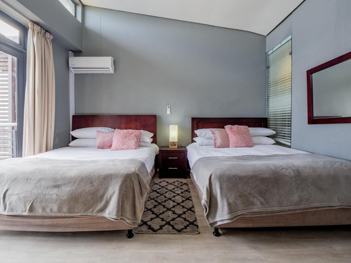 Апартаменты Point Bay - Super Stylish For Less Дурбан Экстерьер фото