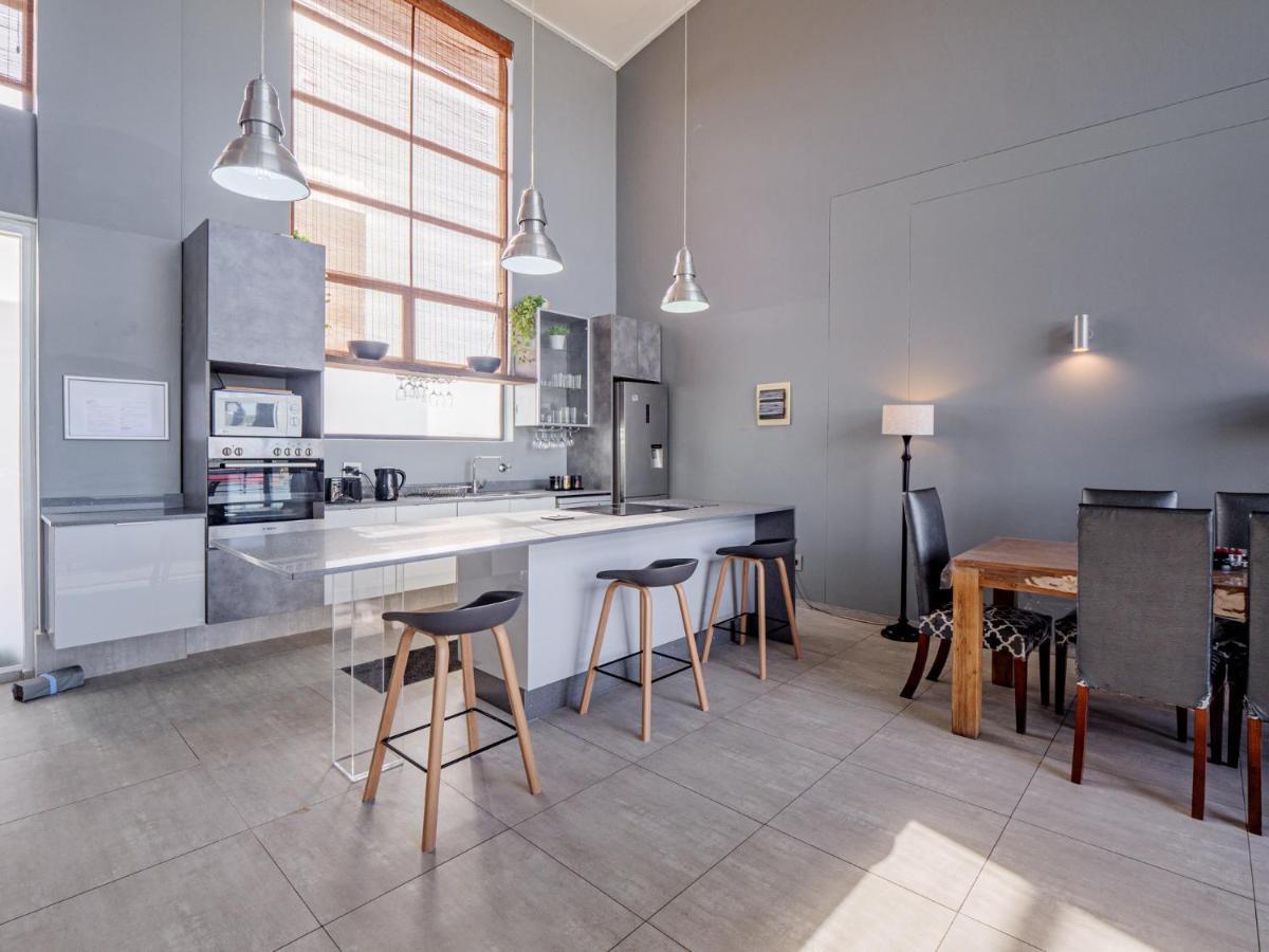 Апартаменты Point Bay - Super Stylish For Less Дурбан Экстерьер фото