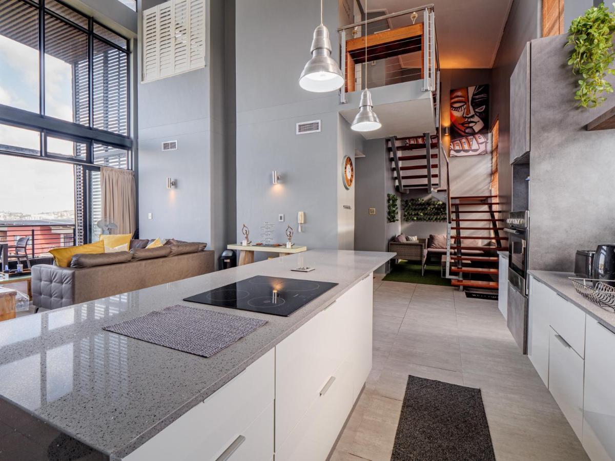 Апартаменты Point Bay - Super Stylish For Less Дурбан Экстерьер фото